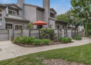 Mondavi property exterior photo of shared yard space
